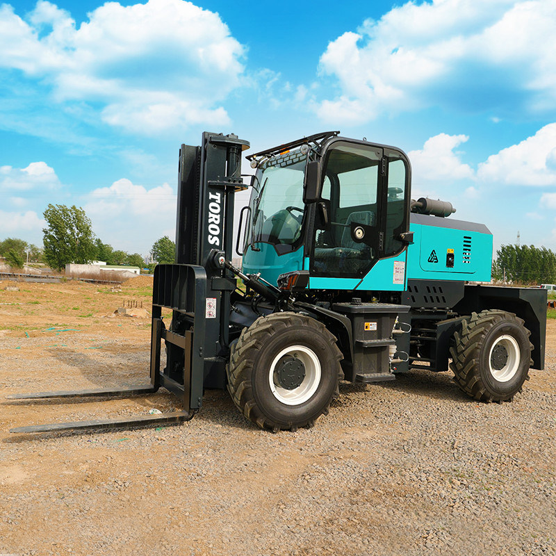 Safety 3.5 Ton Rough Terrain Forklift Powerful High Durability