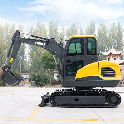 Máquina de excavadora pequeña con base de rueda de 1400 mm con radio de oscilación de cola de 1820 mm