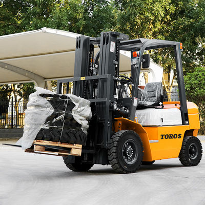 Alturas de elevación de 3-6m contrabalanceador carretilla elevadora 2.5t-3.5t certificado por la EPA