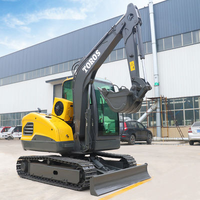Ancho de vía de 300 mm Máquina mini excavadora Profundidad máxima de excavación 2345 mm Base de ruedas 1800 mm