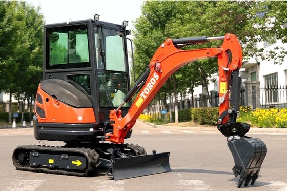 Mini excavador de Toros sobre orugas pequeño equipo de excavación de 2,6 toneladas para la reparación de carreteras