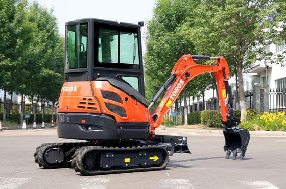 Mini excavador de Toros sobre orugas pequeño equipo de excavación de 2,6 toneladas para la reparación de carreteras