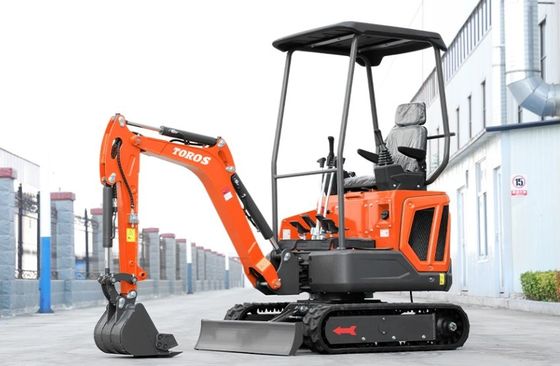 Mini excavadora con un peso de 1600 kg, motor Kubota